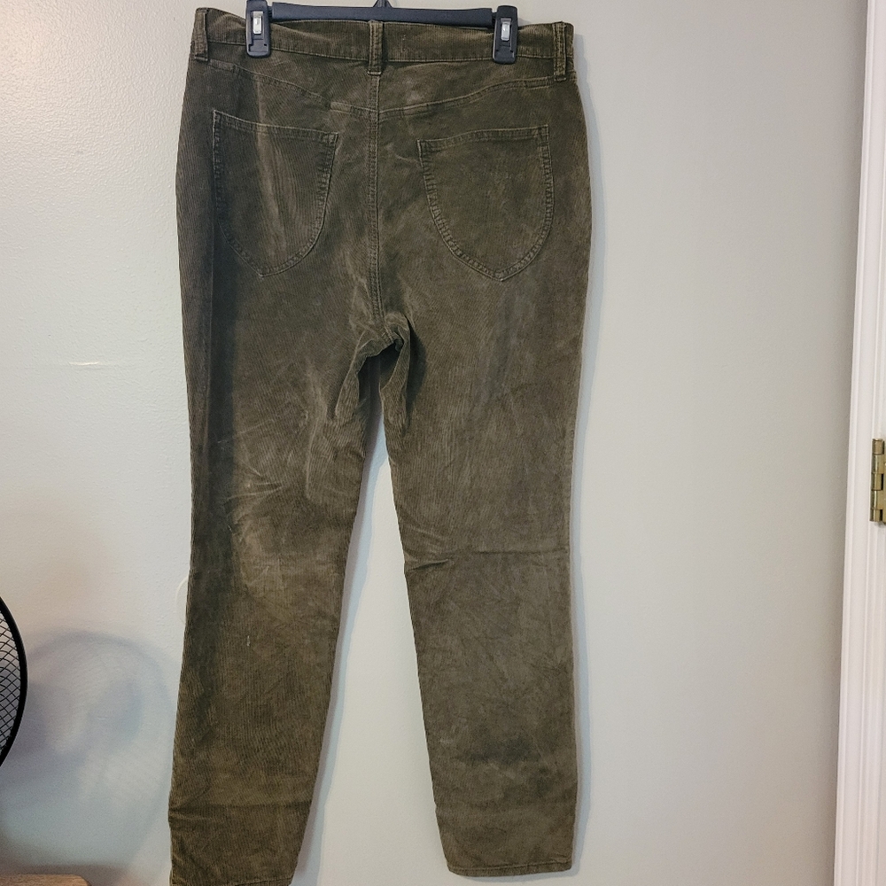 We The Free Olive Green Corduroy Skinny Bohemian Jeans/Pants. Size 31 - Picture 3 of 8